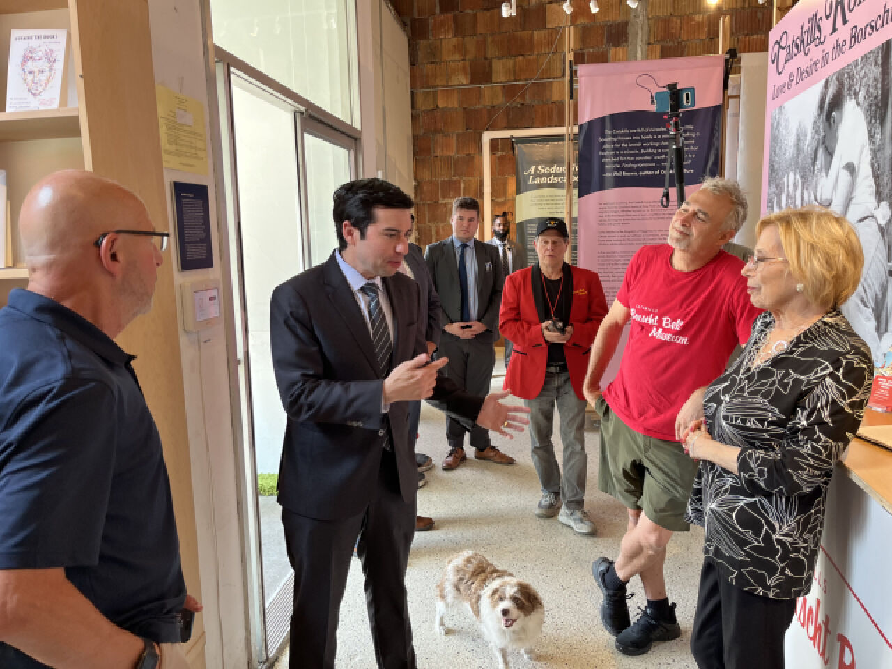 Trump Cabinet Member Visits Borscht Belt Museum