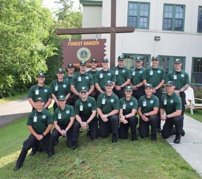 DEC Graduates New Forest Rangers